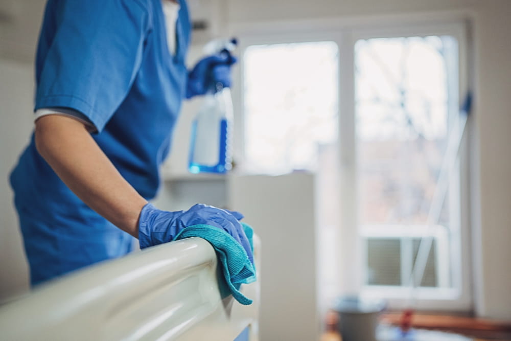 Letti degenza ospedalieri elettrici